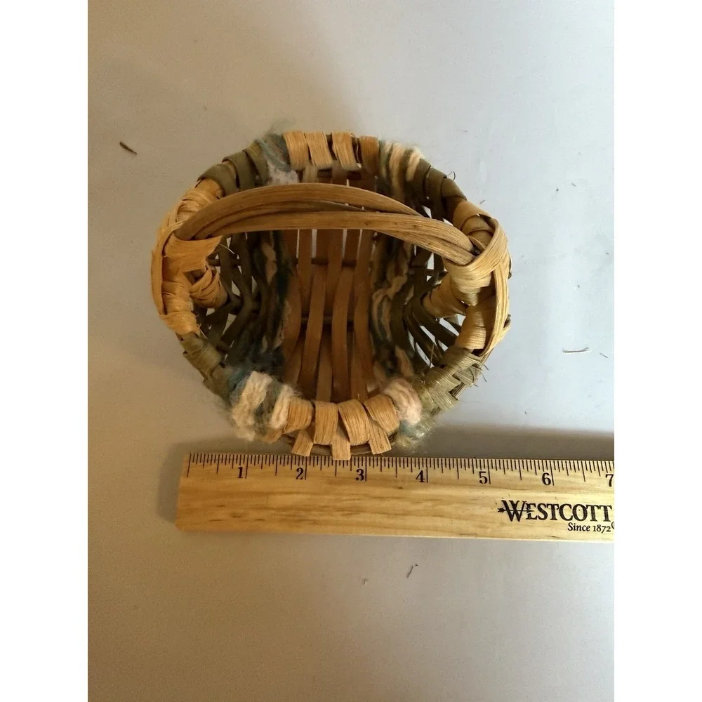 Vintage Small Buttocks Basket HANDMADE God Eye Yard Woven Cottage Farm Gathering